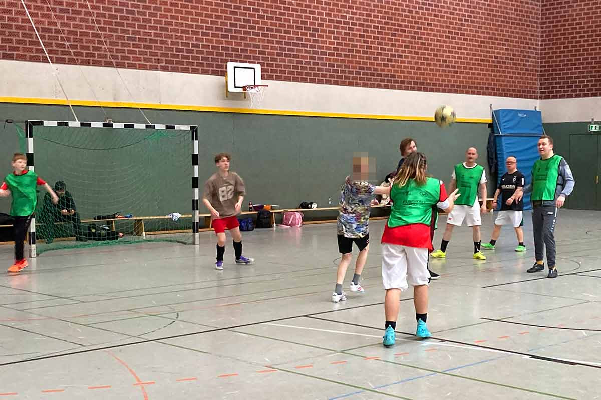 Trainingsübungen aus dem Trainerkongress Inklusionsfußball in Ibbenbüren