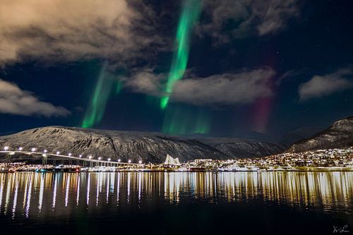 Bunte Polarlichter &uuml;ber Troms&oslash;