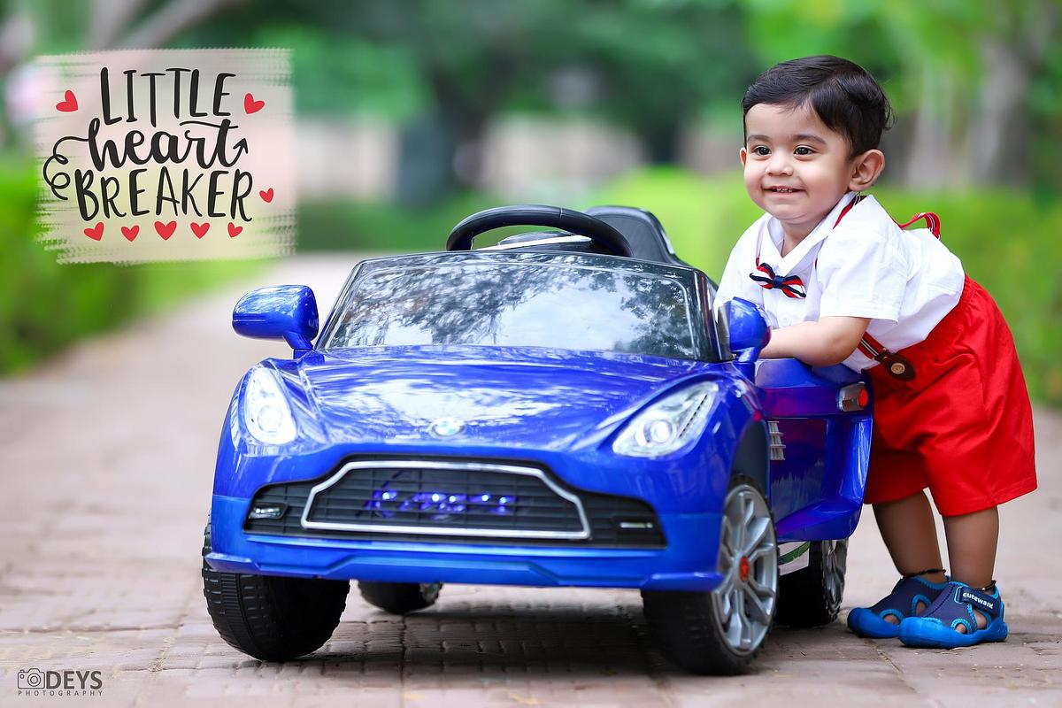 Photography 1st birthday baby boy in Nehru Park