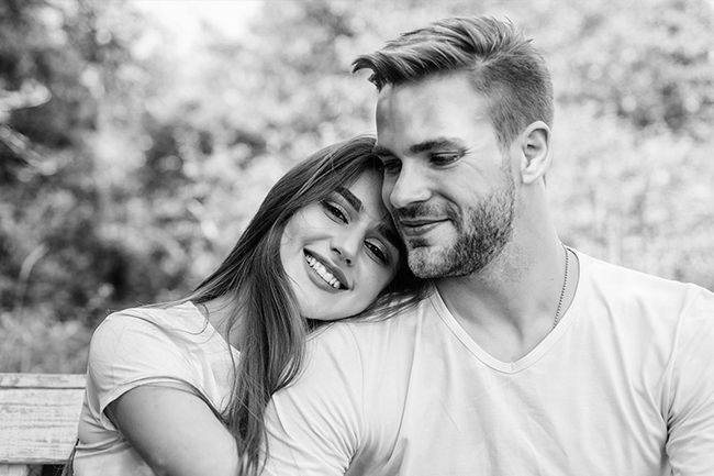 Sitting and reclining couple poses