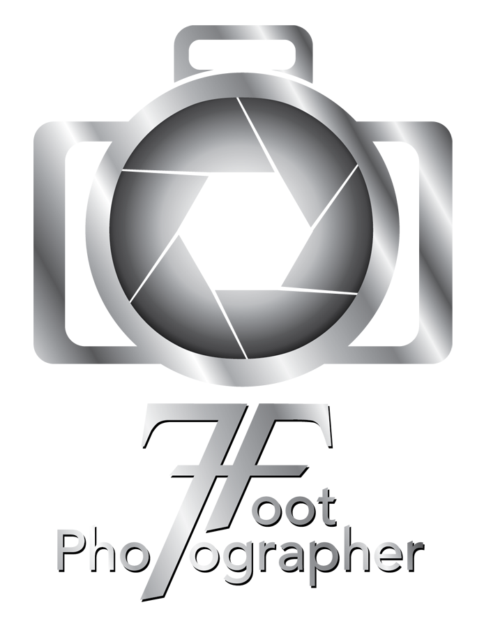 7 Foot Photographer providing photography workshops and capturing portraits