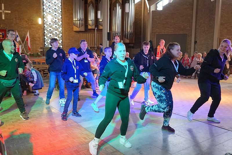 Tanz mit Herz - Auftritt bei der Begegnungswoche