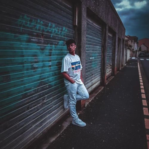 portrait cinématique lumière naturelle Paris – Azur Visual