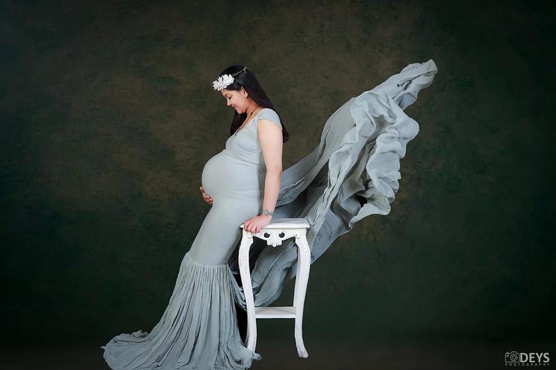 What do you do with maternity pictures?