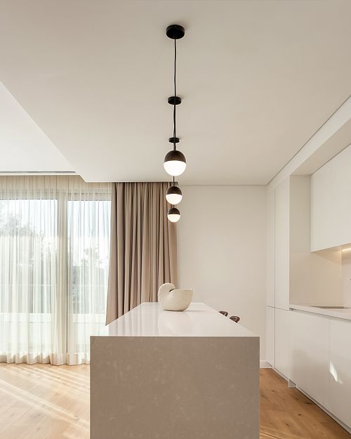 Cozinha contempor&acirc;nea integrada em projeto de design de interiores no Hyatt Regency Lisboa