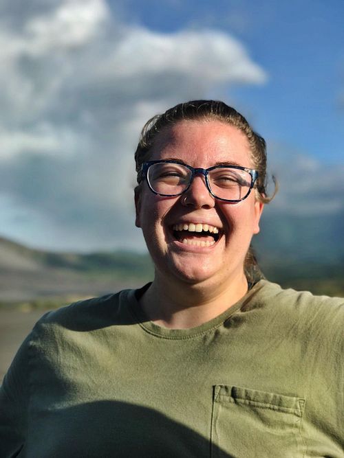 Hello, I am Emily Collins. A photographer and designer based in Los Angeles.