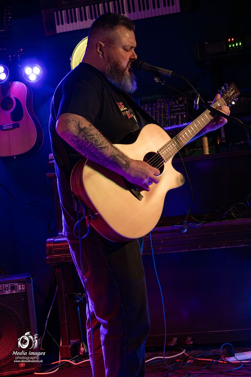 Valentine&rsquo;s Night Live at The Black Market Venue