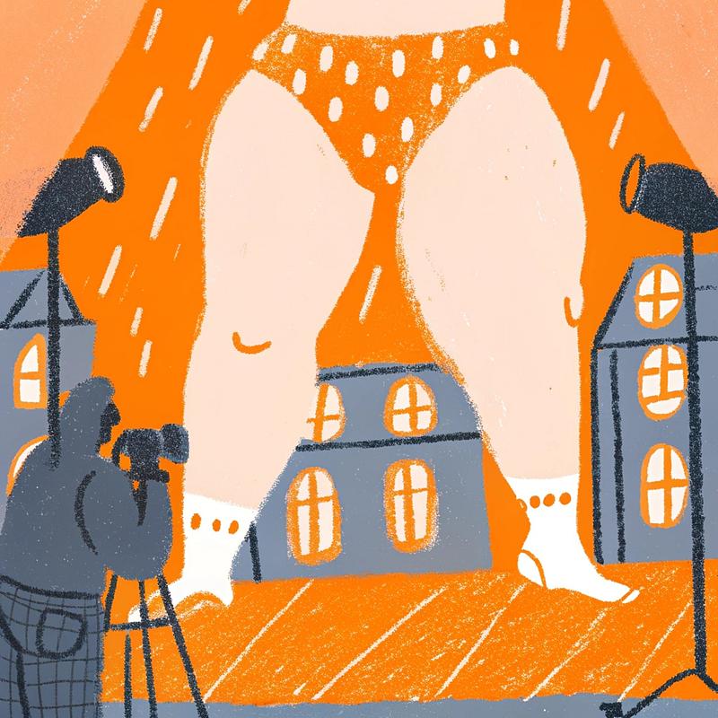 How a boudoir photoshoot can boost confidence, keepsake milestones, and please your spouse.