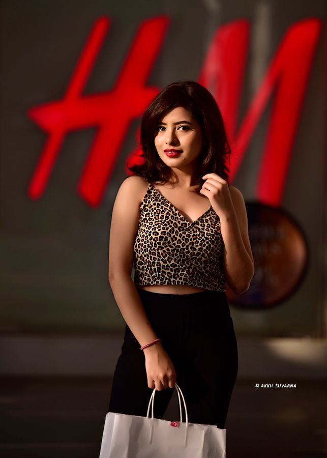 Lifestyle portraits of Influencer : Portrait photography by Akkil Suvarna