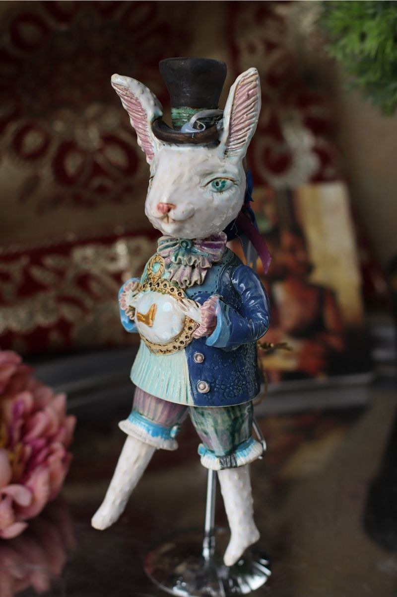 White Rabbit is late