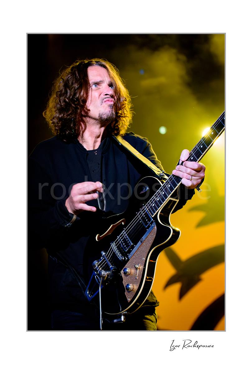CHRIS CORNELL