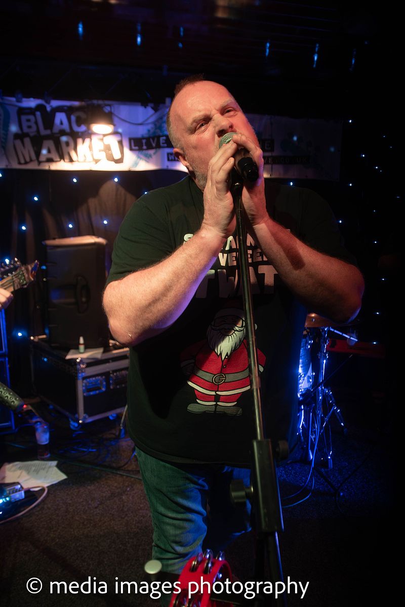 Darwin&rsquo;s Rejects &ndash; NAH THEN Winter Warmer