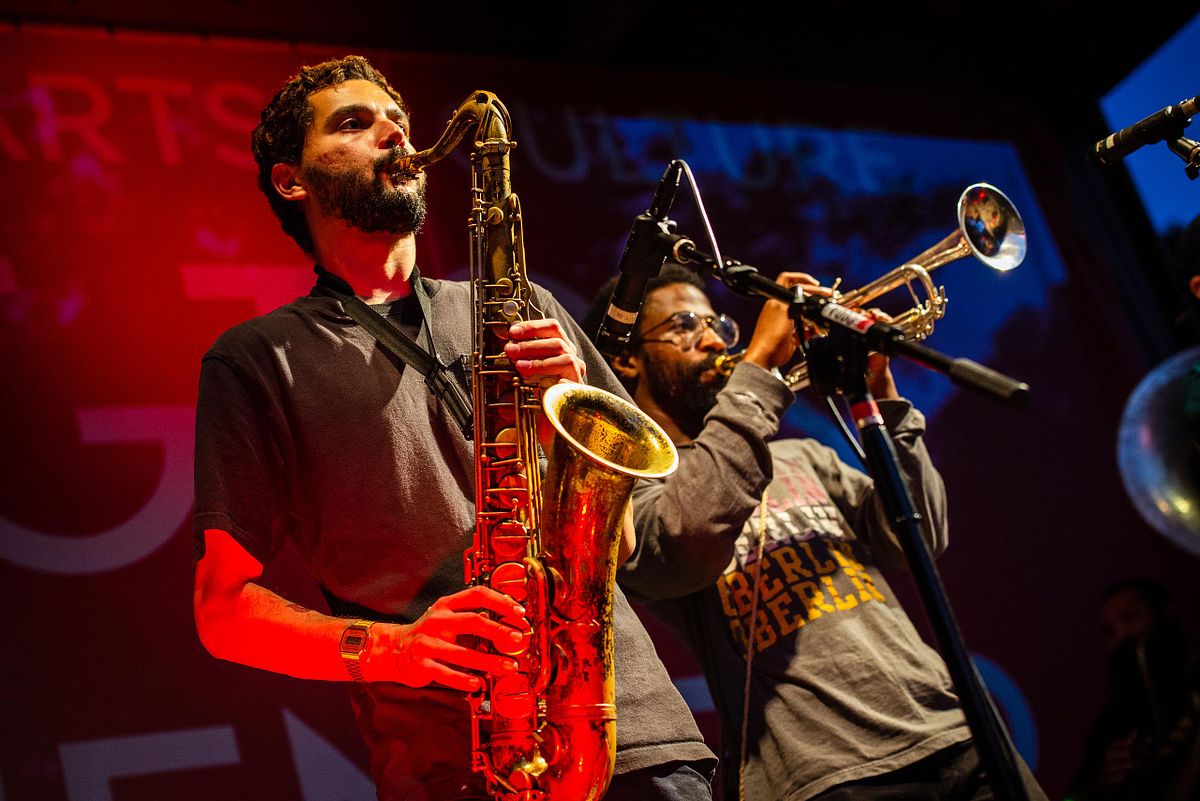 Event photography capturing live jazz musicians performing on stage in Philadelphia, highlighting artistry, collaboration, and the city&rsquo;s cultural vibrance through sound and storytelling.
