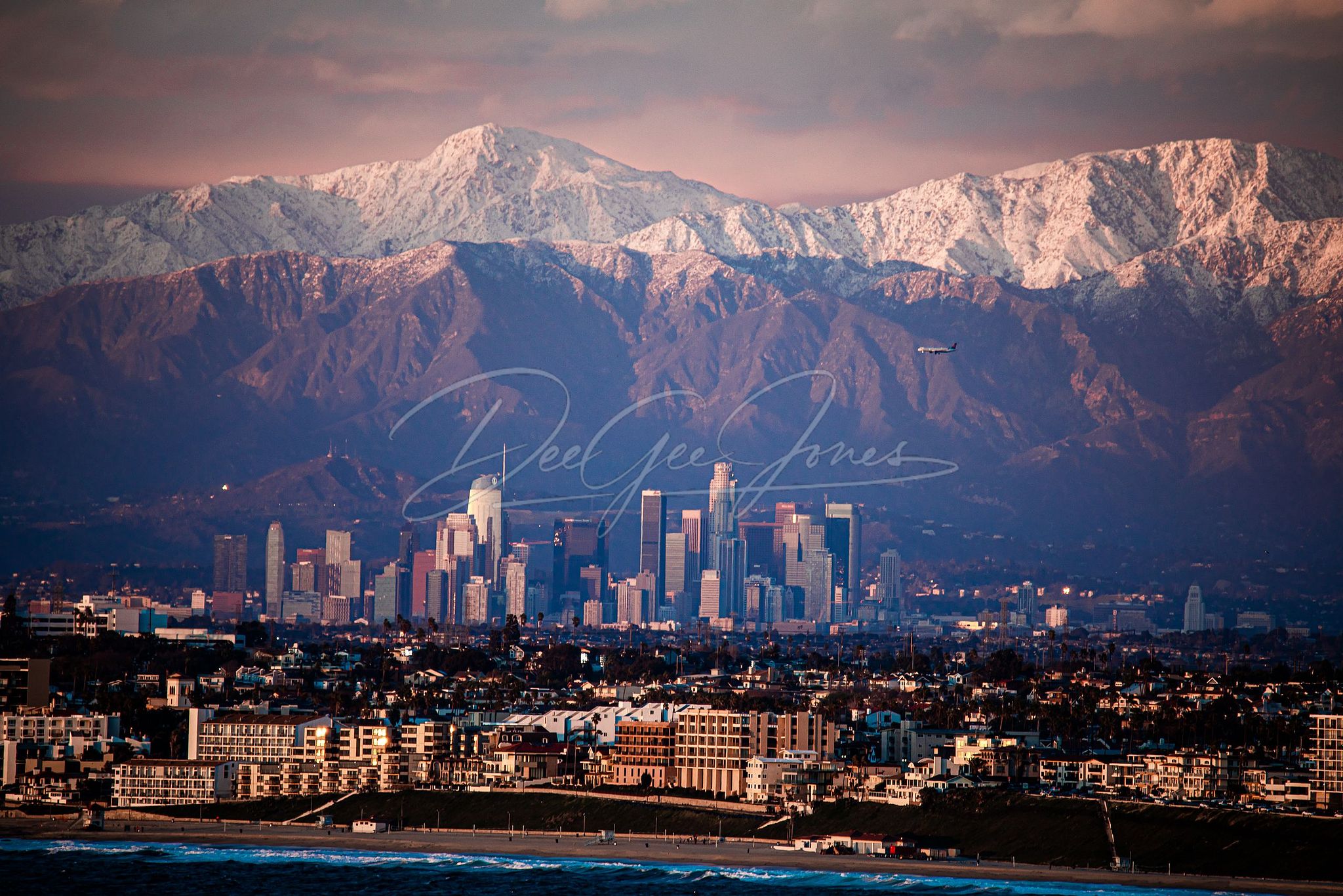 Downtown Los Angeles , Snow on Mountains