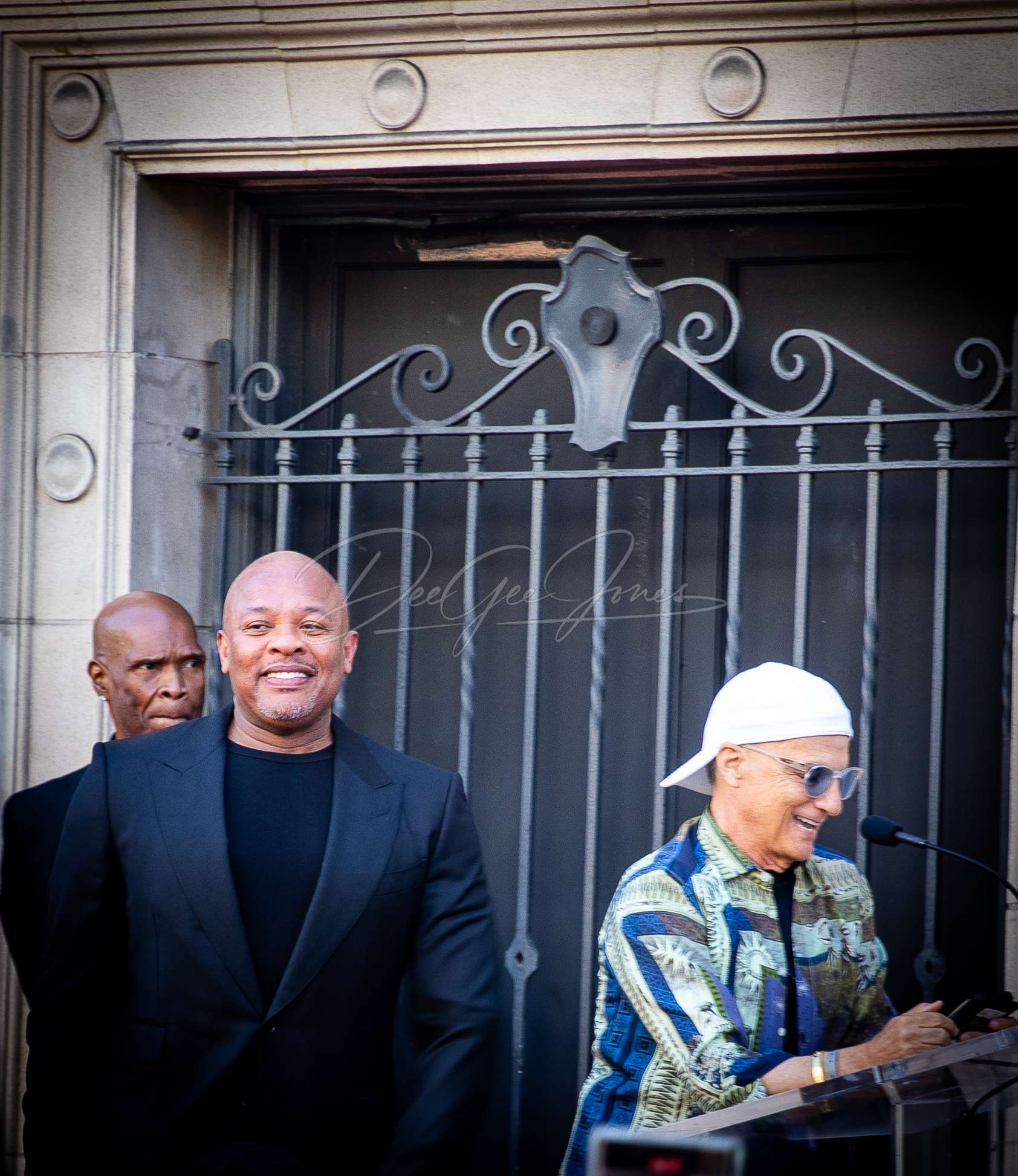Dr. Dre , Jimmy Iovine