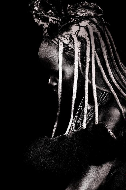 Portrait d'une femme Imba de Namibie