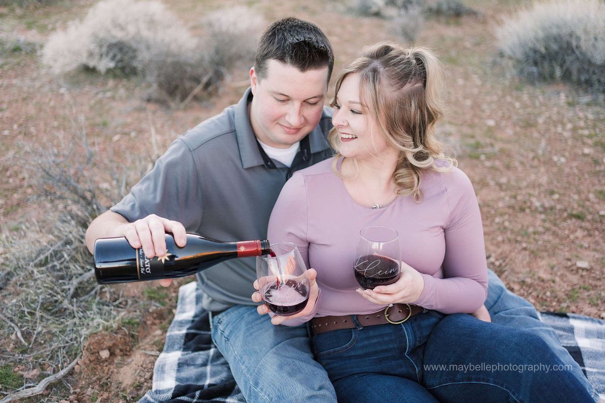 Red Rock Canyon, Las Vegas Nevada Engagement Photoshoot