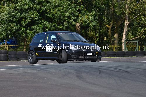 Renault Clio 182 driven by Tony Pickering