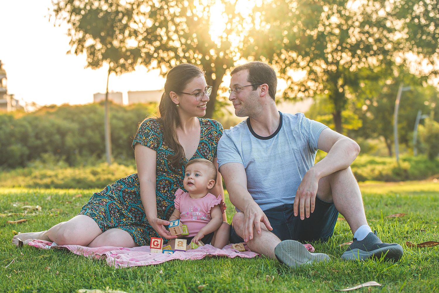 גל גוטמן - צילום באווירה אחרת