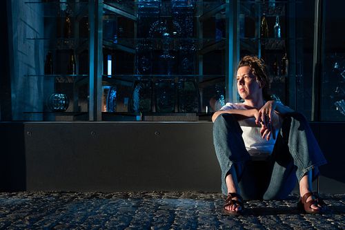 Kreativt portr&auml;tt i utomhusmilj&ouml;