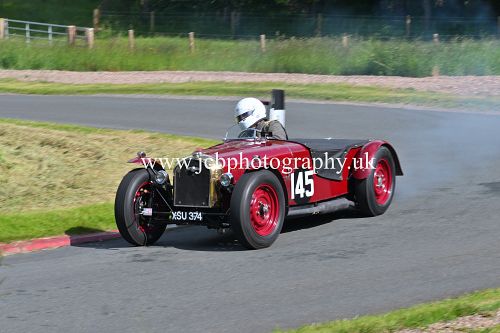 Morgan 4/4 driven by David Pryke