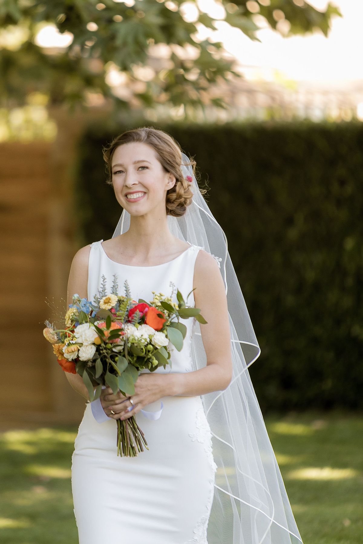 Wedding-Poses-for-Bride