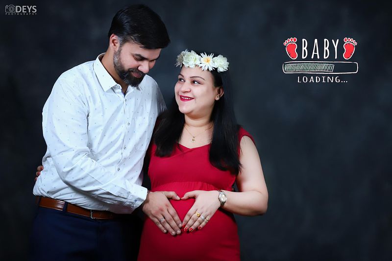 What should I Caption my maternity photos?