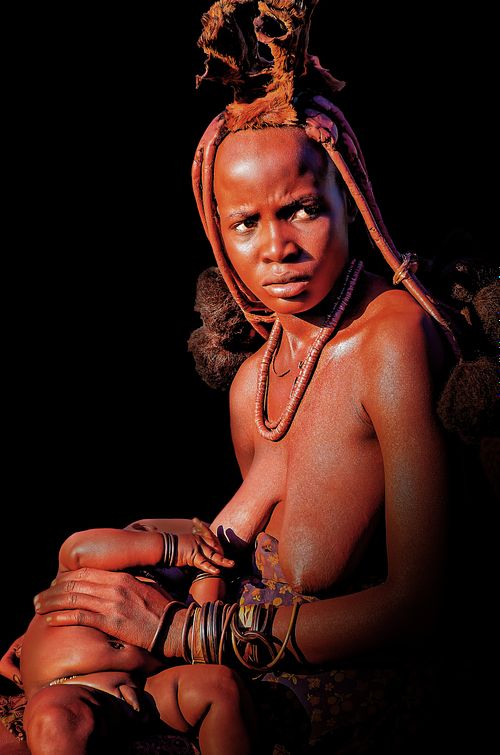 Portrait d'une femme et son enfant Imbas de Namibie