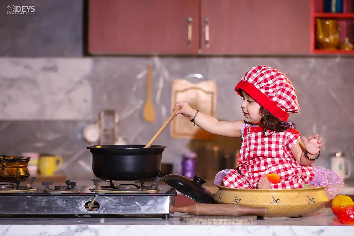 Little chef cooking baby shoot at studio
