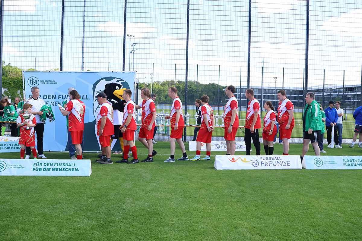 Die Ibbenbürener Kickers vertreten Nordrhein-Westfalen beim bundesweiten FußballFreunde-Cup.