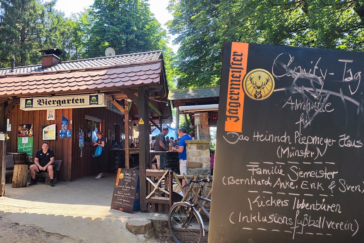 Großzügige 5000 Euro spendet Horst Gövert an drei Projekte.