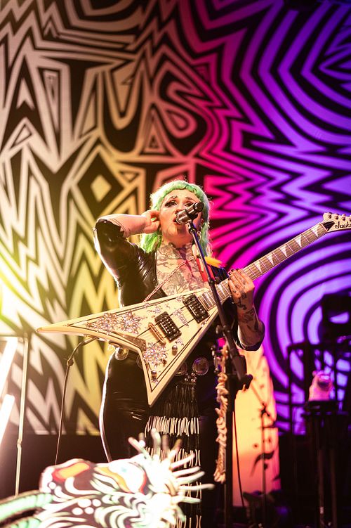 HIATUS KAIYOTE