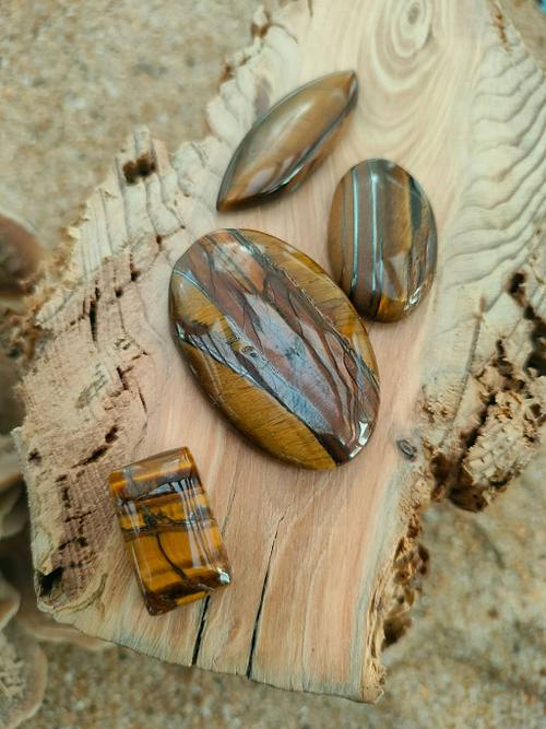 Tiger eye properties
