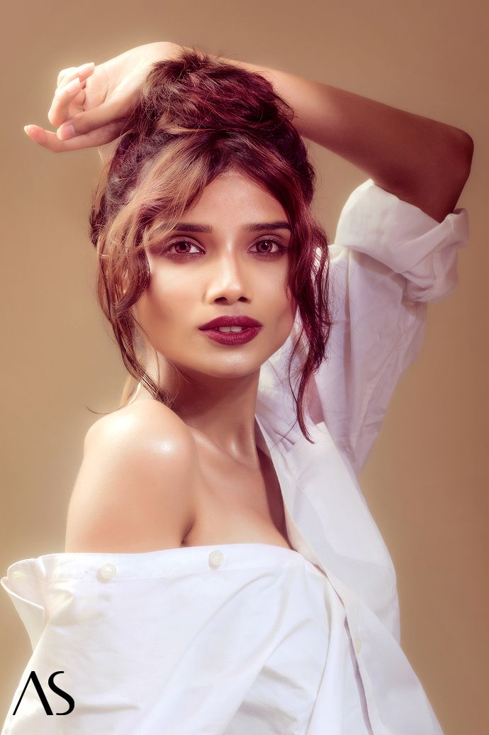 Casting head shot : Modelling portfolio shoot