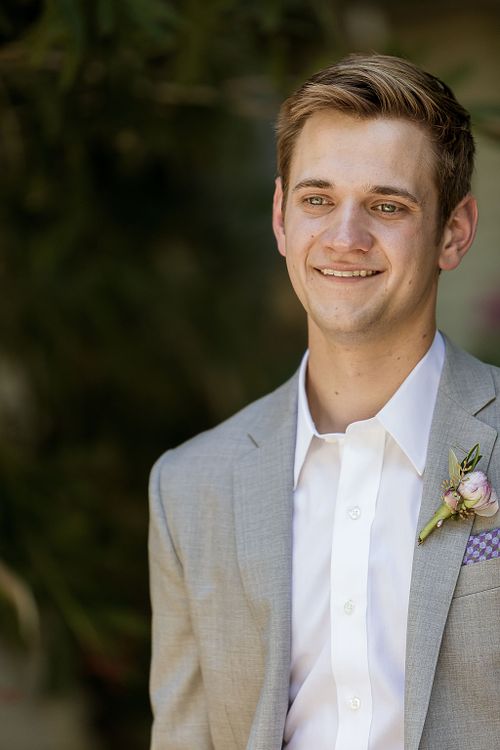 Groom-Photography