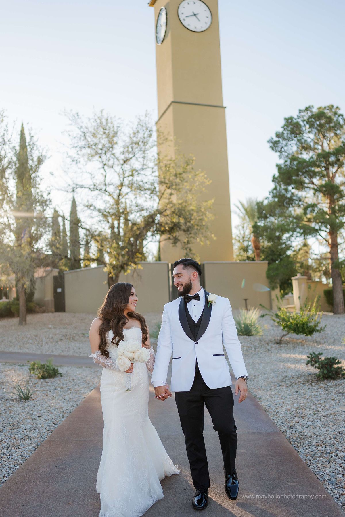 Husband and wife portraits at Siena Golf Club in Las Vegas, timeless wedding photography